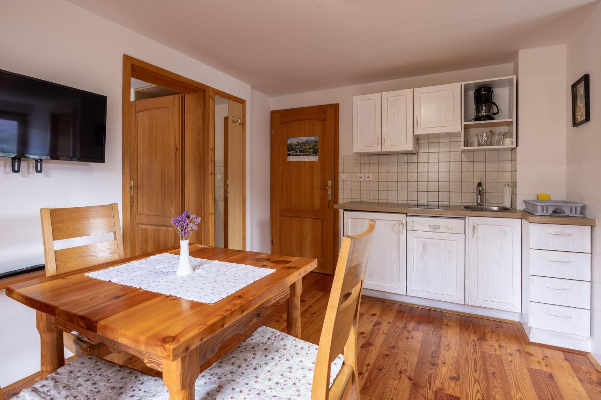 בוהין Apartments Brina מראה חיצוני תמונה